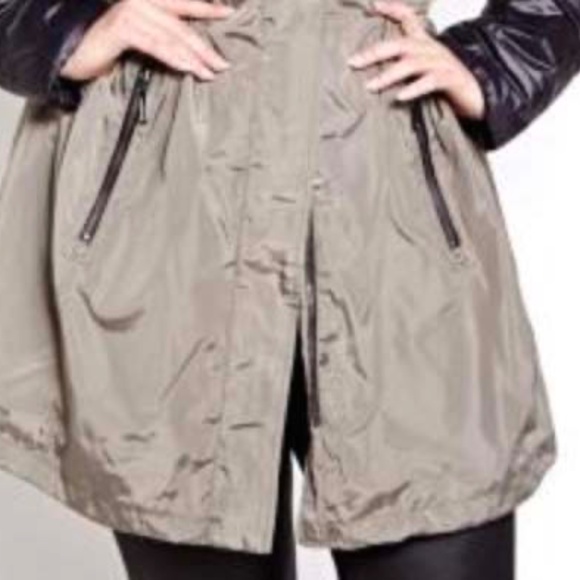 RAIN COAT, OLIVE & BLACK, SZ 4X, FRONT SNAPS, POCKETS, HOOD, MARCONA for ADDITIO - Picture 3 of 5